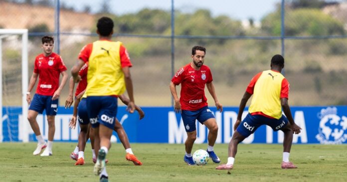 bahia-faz-treino-tatico-para-duelo-contra-o-athletico;-veja-os-detalhes