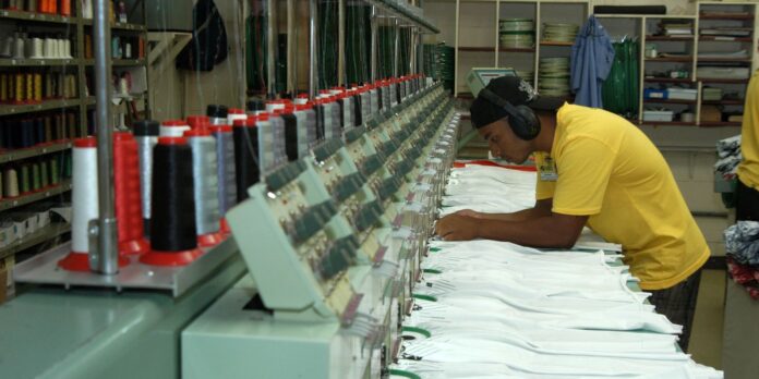 economia-cai-0,4%-de-junho-para-julho,-aponta-fgv