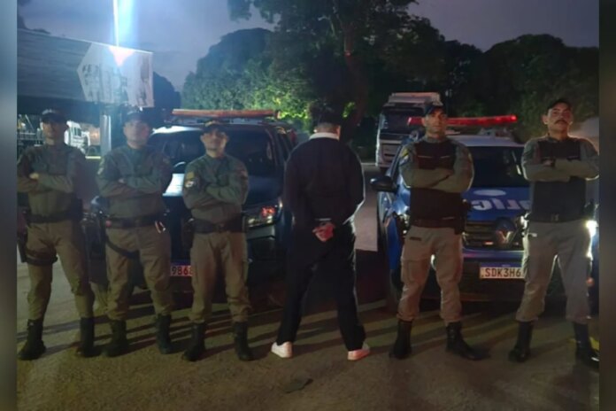 foragido-e-preso-apos-abordagem-policial-a-onibus-que-seguia-para-sao-paulo