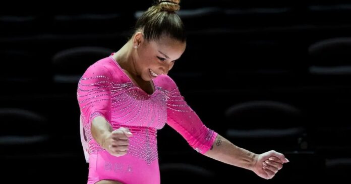 flavia-saraiva-conquista-ouro-nas-barras-assimetricas-da-copa-do-mundo-de-ginastica