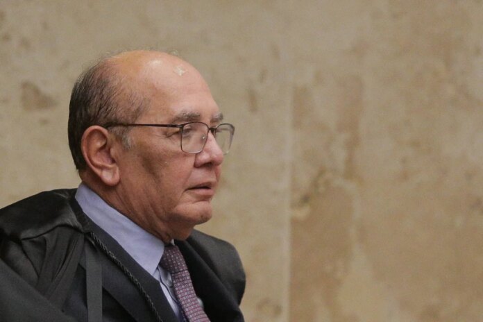 apos-confronto-com-ministros,-gilmar-mendes-defende-evitar-a-politizacao-do-tse