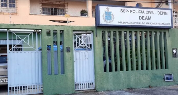 denuncia-envolve-professor-por-importunacao-sexual-contra-adolescentes-em-escola-no-sul-da-bahia