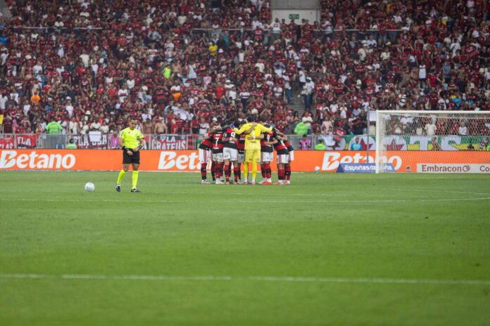 flamengo-busca-vitoria-expressiva-diante-do-bragantino;-confira-odds