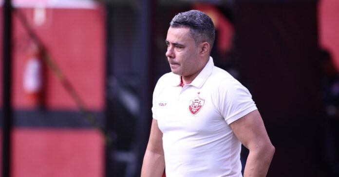 vitoria-tem-16-dias-de-data-fifa-para-recuperar-jogadores-do-dm-apos-nova-lesao