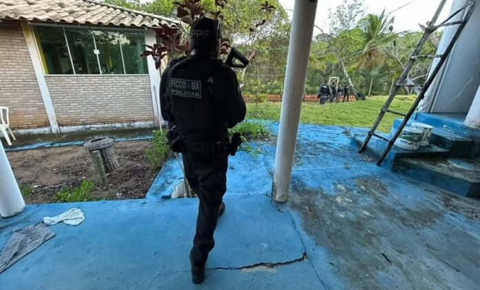 suspeito-de-fornecer-fuzis-a-faccoes-do-nordeste-e-preso-na-bahia