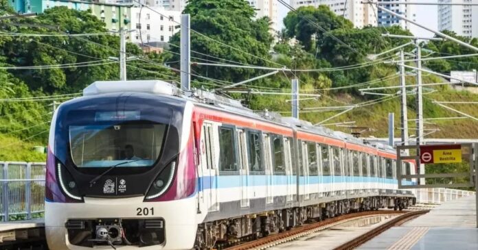 governo-assina-contrato-para-10-novos-trens-do-metro-de-salvador-e-lauro-de-freitas-por-r$-632,7-milhoes