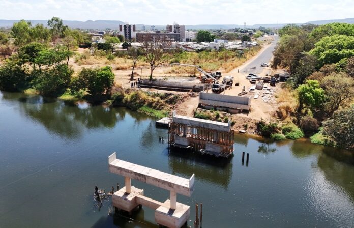 barreiras-recebe-pacote-de-obras-de-r$-7-milhoes-para-mobilidade,-saude-e-educacao