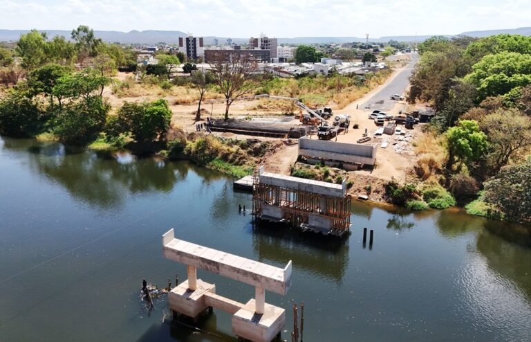 barreiras-recebe-pacote-de-obras-de-r$-7-milhoes-para-mobilidade,-saude-e-educacao