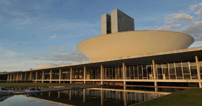 governo-propoe-r$-44,8-bi-para-emendas-no-orcamento-de-2027