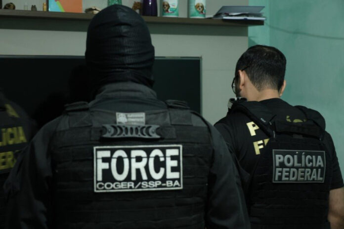 pf-deflagra-operacao-contra-ex-pm-por-fraude-no-registro-de-cac