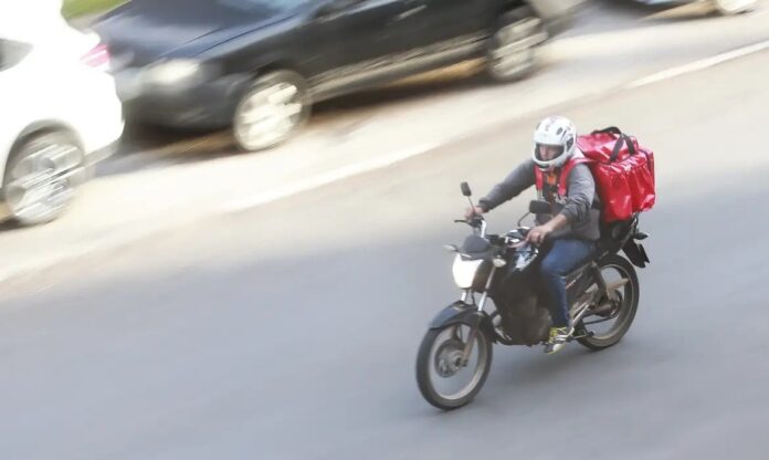 motoboys-de-salvador-aderem-a-mobilizacao-nacional-por-taxa-minima-de-r$-10
