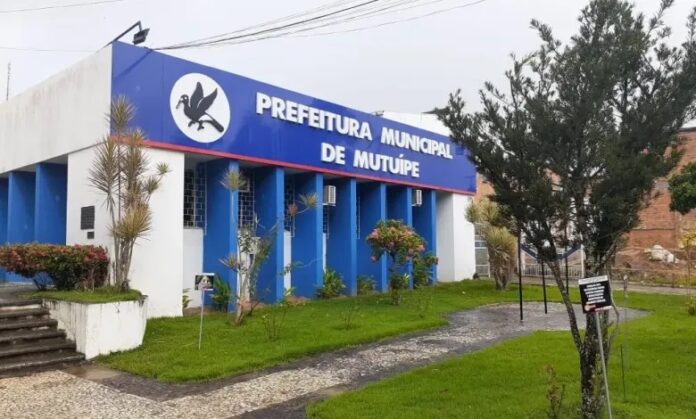 tcm-ba-suspende-licitacao-de-r$-4,9-mi-para-limpeza-publica-em-cidade-baiana