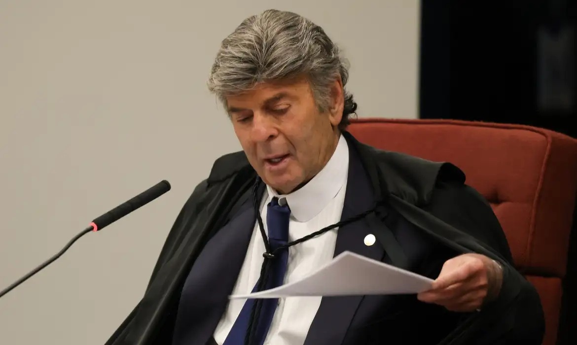 Fux prepara relatório sobre idas da esposa de Moraes ao Senado