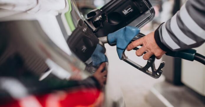 diesel-americano-pode-ser-suspenso-pela-casa-branca,-aponta-site