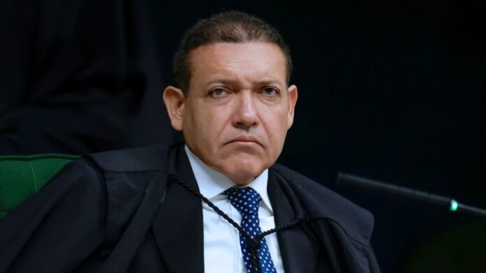 nunes-marques-determina-remocao-de-posts-de-eduardo-bolsonaro-sobre-urnas