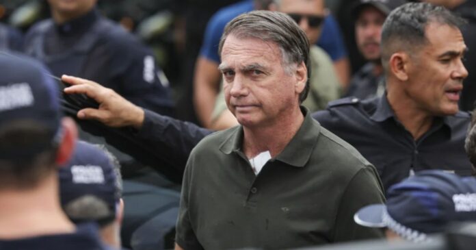 defesa-de-bolsonaro-desiste-de-pedir-ao-stf-suspensao-da-condenacao-por-trama-golpista