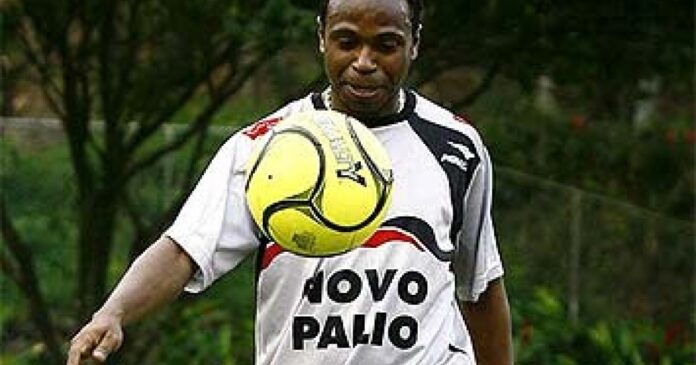 edilson-relembra-incidente-com-tiros-na-concentracao-do-vitoria-2004