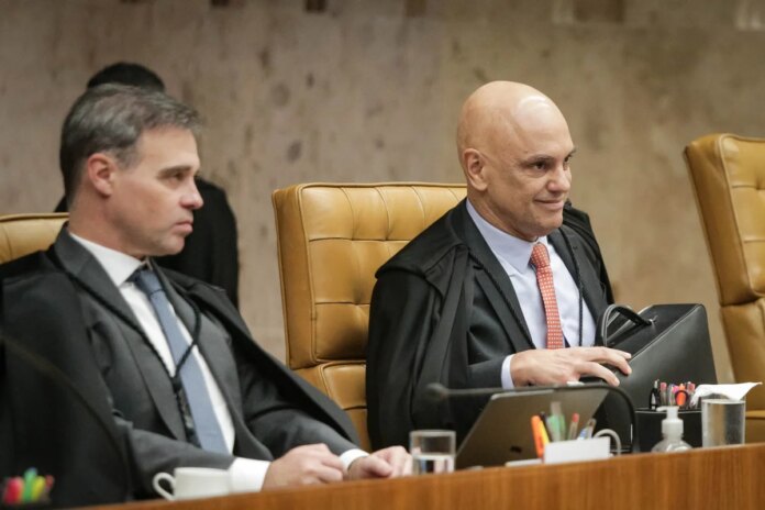 moraes-identifica-indicios-de-crimes-de-mendonca;-confira-a-integra-da-decisao