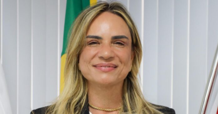 policia-civil-da-bahia-afasta-delegada-apos-alvo-de-operacao-de-combate-a-corrupcao