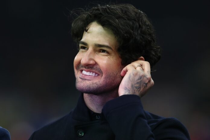 grupo-com-alexandre-pato-adquire-clube-da-quarta-divisao-inglesa