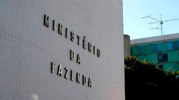 dino-determina-pf-investigar-interferencias-da-fazenda-no-caso-master-2022