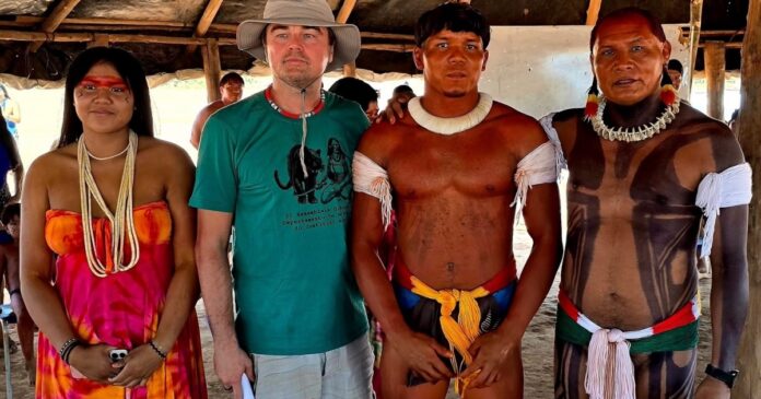 dicaprio-abre-album-de-visita-ao-brasil-e-afirma-protecao-a-amazonia