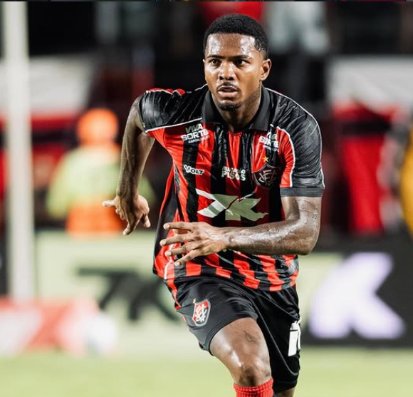 caca-tem-pena-reduzida-e-desfalca-o-time-contra-o-gremio-na-serie-a