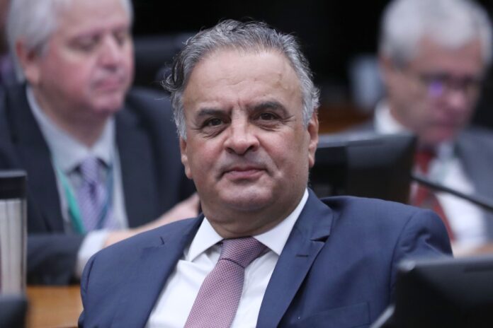 aecio-neves-declara-heranca-de-r$-21-milhoes-dos-pais