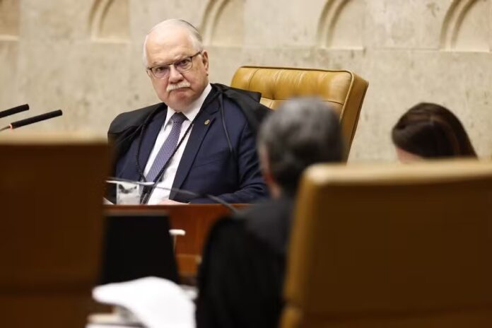 fachin-avalia-assumir-inqueritos-de-vorcaro-e-banco-master-apos-crise-no-stf