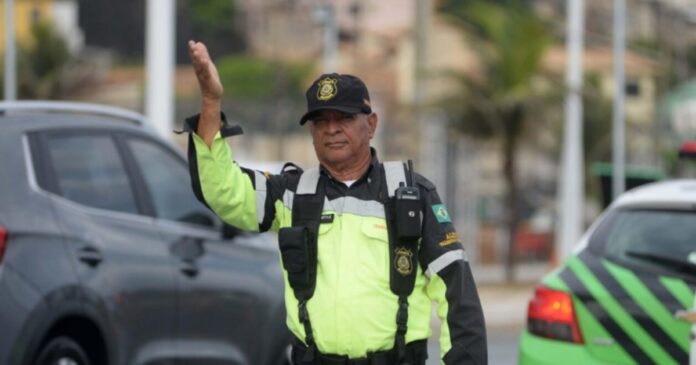 domingo-tera-alteracoes-no-transito-da-orla-de-salvador-devido-a-maratona;-veja-onde-havera-bloqueios