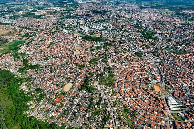 jovem-de-24-anos-morre-apos-golpe-com-garrafa-em-briga-no-centro-de-camacari