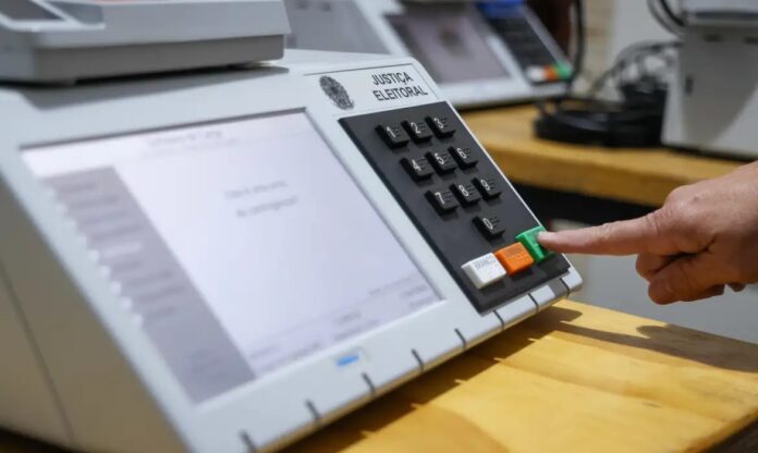 datafolha:-57%-dos-eleitores-estao-mais-propensos-a-votar-que-em-2022