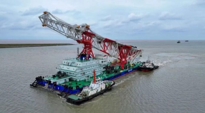 navio-gigante-de-cravacao-de-estacas-parte-da-china-com-destino-a-bahia-para-construcao-da-ponte-salvador-itaparica