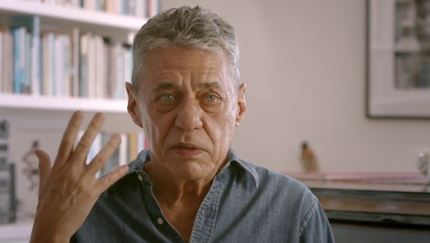 chico-buarque-recorre-a-policia-apos-ameaca-de-morte-nas-redes-sociais