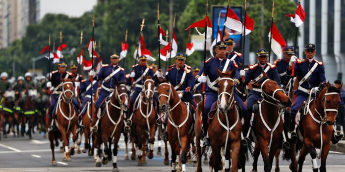 rio-de-janeiro-sedia-desfile-civico-militar-tradicional