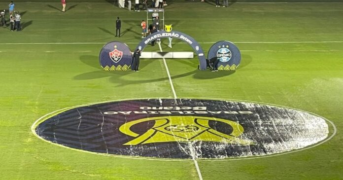 sem-walace,-vitoria-relaciona-23-jogadores-para-enfrentar-gremio-na-26a-rodada