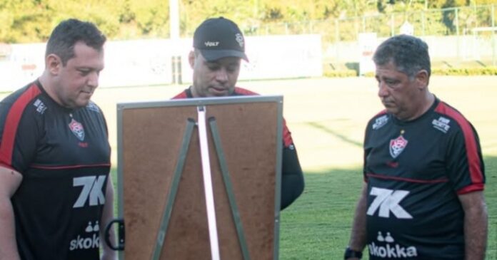 baralhas-em-tratamento,-vitoria-intensifica-preparacao-para-enfrentar-chapecoense