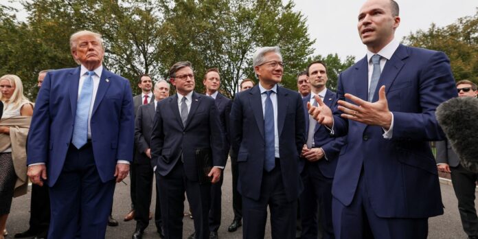 trump-defende-autorregulacao-da-ia-pelas-techs-em-meio-ao-temor-social