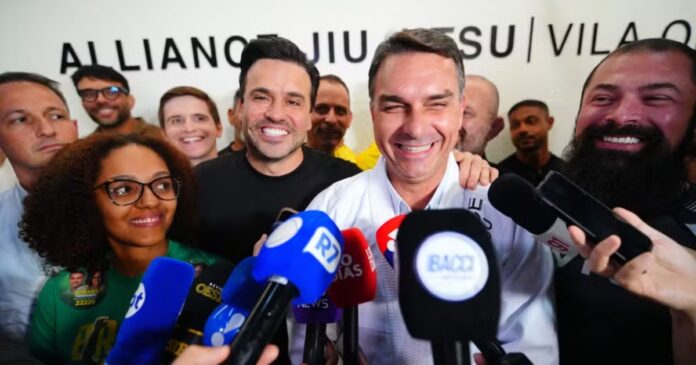pablo-marcal-declara-apoio-a-flavio-bolsonaro-e-atua-na-campanha