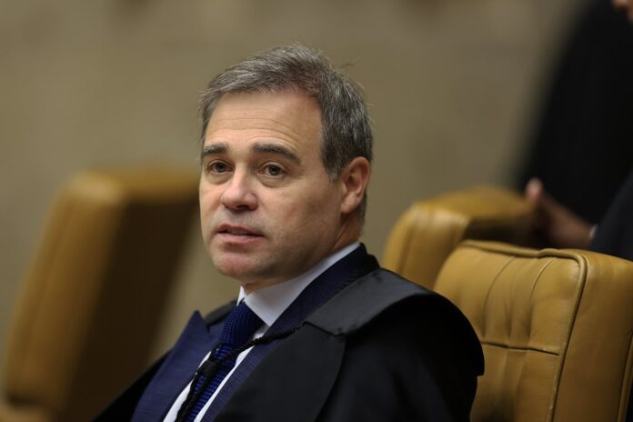mendonca-vota-pela-remocao-de-posts-sobre-polemica-com-nossa-senhora-aparecida