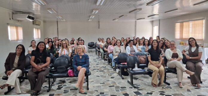 forum-municipal-de-educacao-discute-educacao-infantil-e-alfabetizacao-em-teixeira-de-freitas,-ba