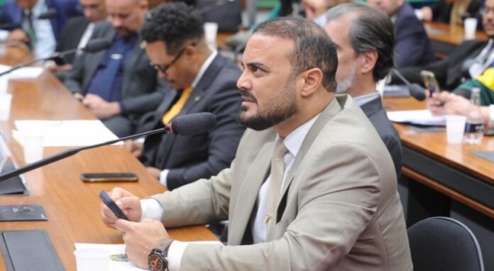 alden-e-deputados-pedem-a-convocacao-do-ministro-da-justica-e-de-andrei-rodrigues-para-esclarecer-relatorios-da-pf