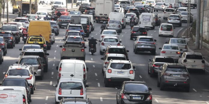 programa-cnh-do-brasil-registra-salto-de-mais-de-200%-nos-pedidos-de-habilitacao