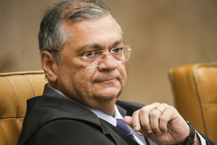 flavio-dino-levanta-o-sigilo-de-inquerito-envolvendo-dark-horse