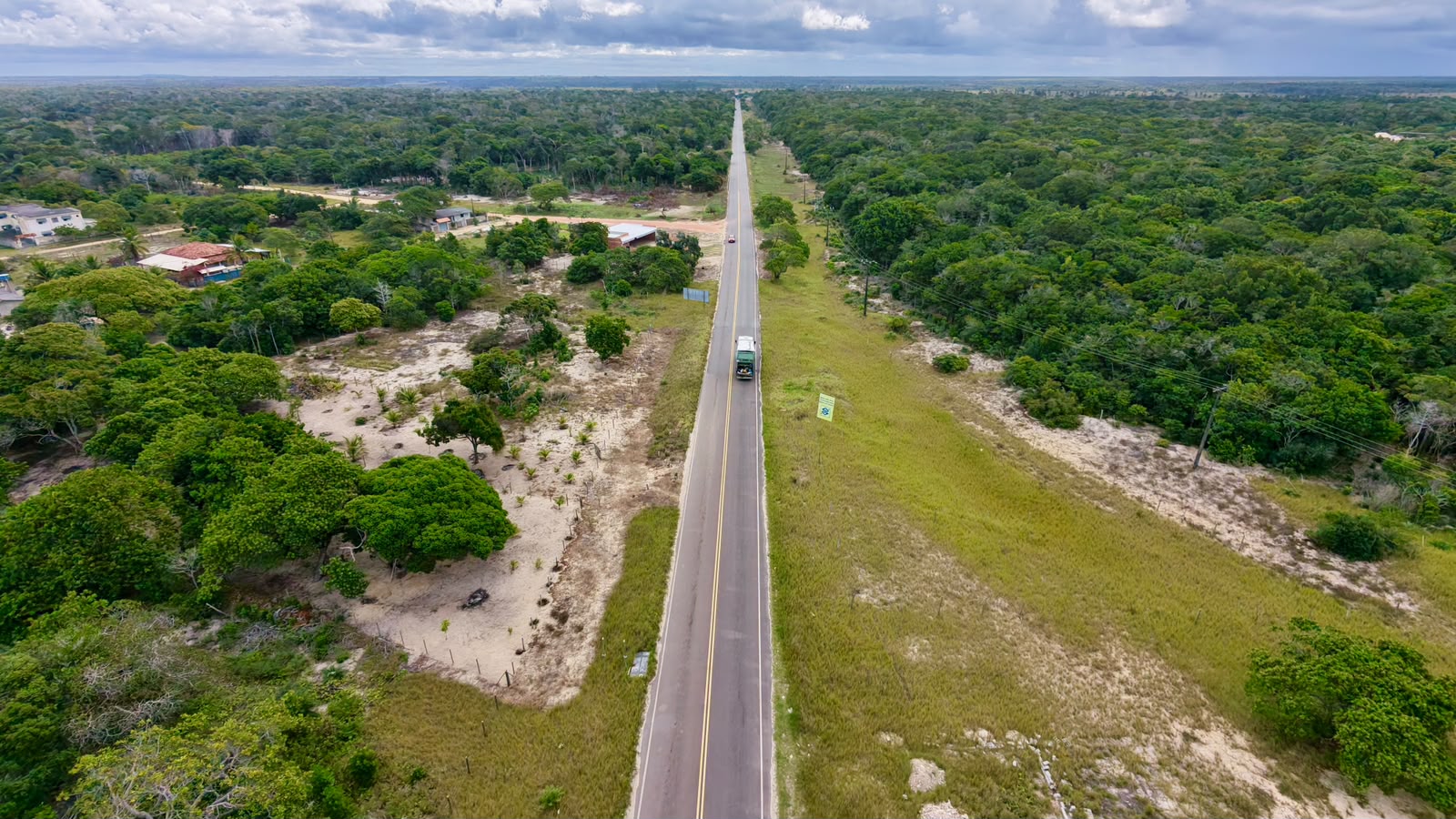 Obras de asfaltamento integra cidades e muda a realidade da região do extremo sul da Bahia 1 WhatsApp Image 2026 09 23 at 16.27.58 3
