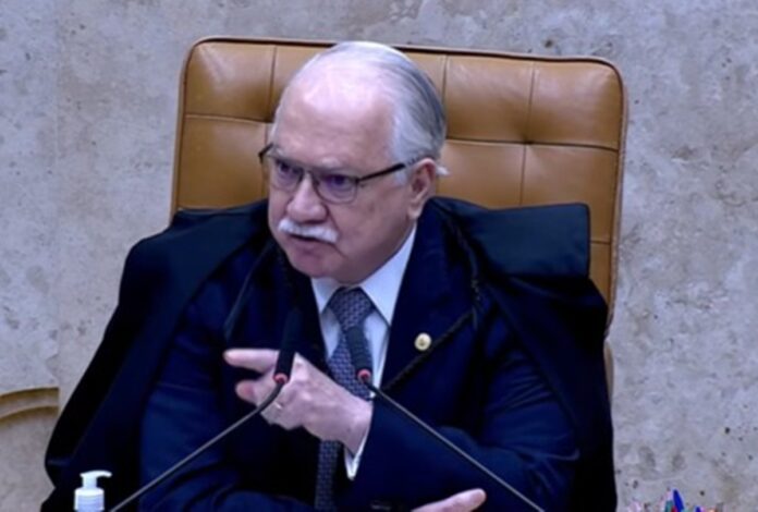 fachin-diz-a-pf-que-fatos-sobre-ministros-devem-ser-apurados-sem-excecao