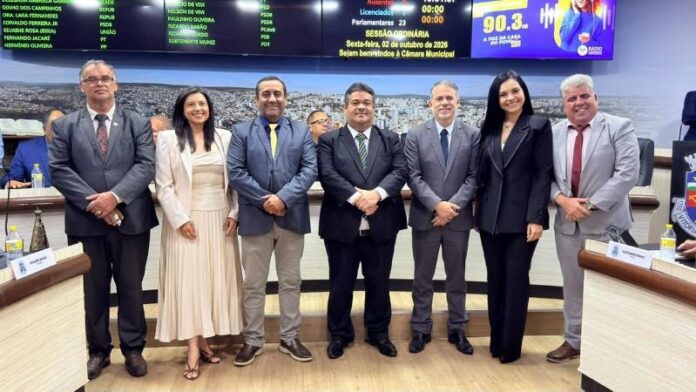 ivan-cordeiro-e-reeleito-presidente-da-camara-de-vitoria-da-conquista-por-unanimidade