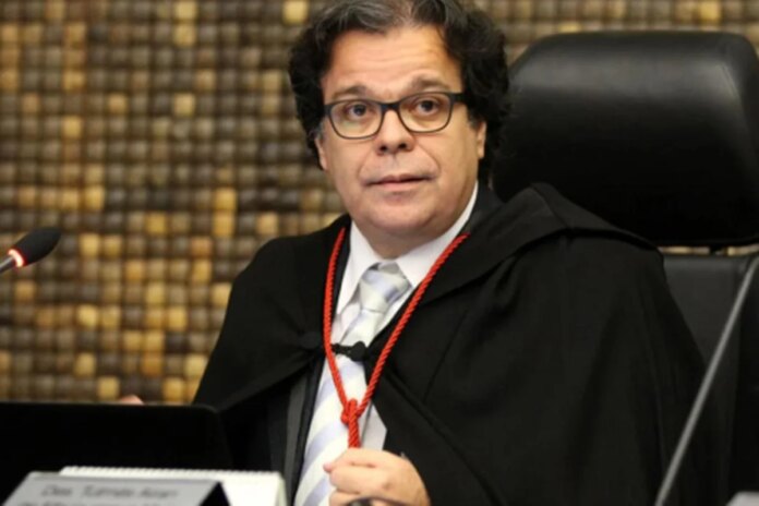 gilmar-mendes,-do-stf,-determina-retorno-imediato-de-desembargador-ao-tjal