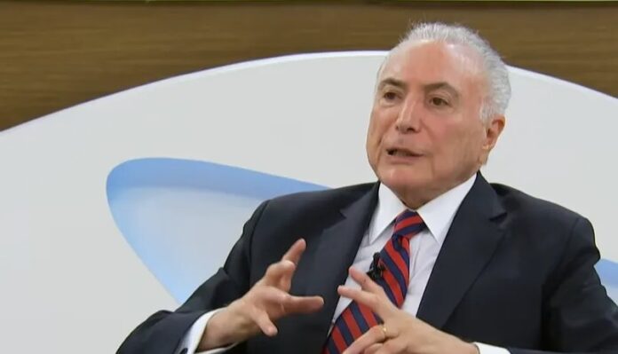video:-michel-temer-apoia-flavio-bolsonaro-no-2o-turno-e-defende-reconexao-com-o-pais