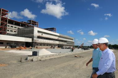 construcao-do-hospital-metropolitano-avanca-rapidamente